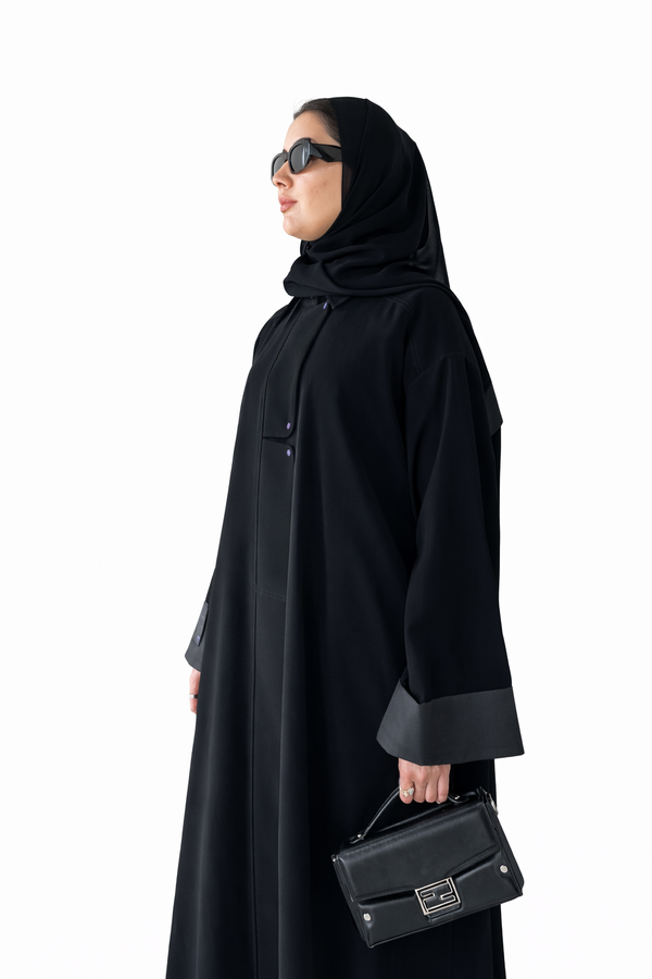العبايات الساده